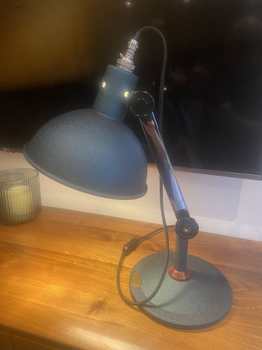 Vintage collectable desk lamp - vintage,